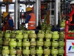Jelang Lebaran, Pertamina Tambah 457.950 Tabung Gas LPG 3 Kg di Sulawesi