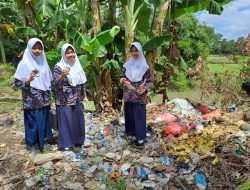 Pelajar SMPN 10 Bulukumba Temukan Mikroplastik di Sungai Balantieng