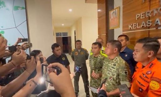 Pencarian Pesawat IAT di Maros–Pangkep Berlanjut hingga Dini Hari, Temuan Pendaki Jadi Petunjuk Awal