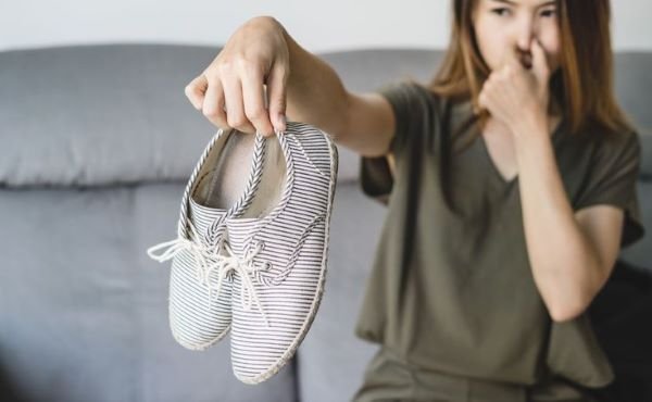 Musim Hujan, Ini Cara Merawat Sepatu yang Kehujanan agar Tidak Cepat Rusak