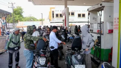Gubernur Sulsel Soroti Operator SPBU, Pertamina Tambah 50 Tenaga untuk 25 SPBU 24 Jam di Makassar