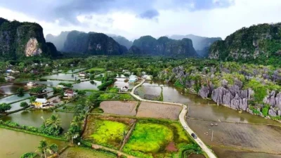 Lindungi Lukisan Gua Leang-Leang, Fadli Zon Dorong Pembatasan Industri Semen